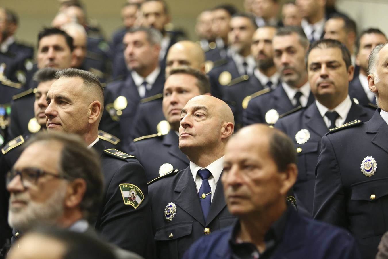 Entrega de medallas en la celebración de la festividad de la Polícia Local