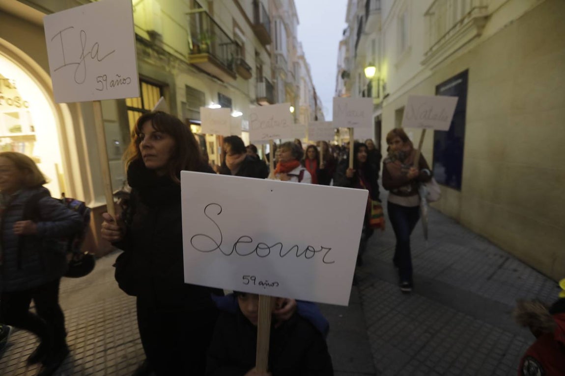 FOTOS: Cádiz contra la lacra de la violencia machista
