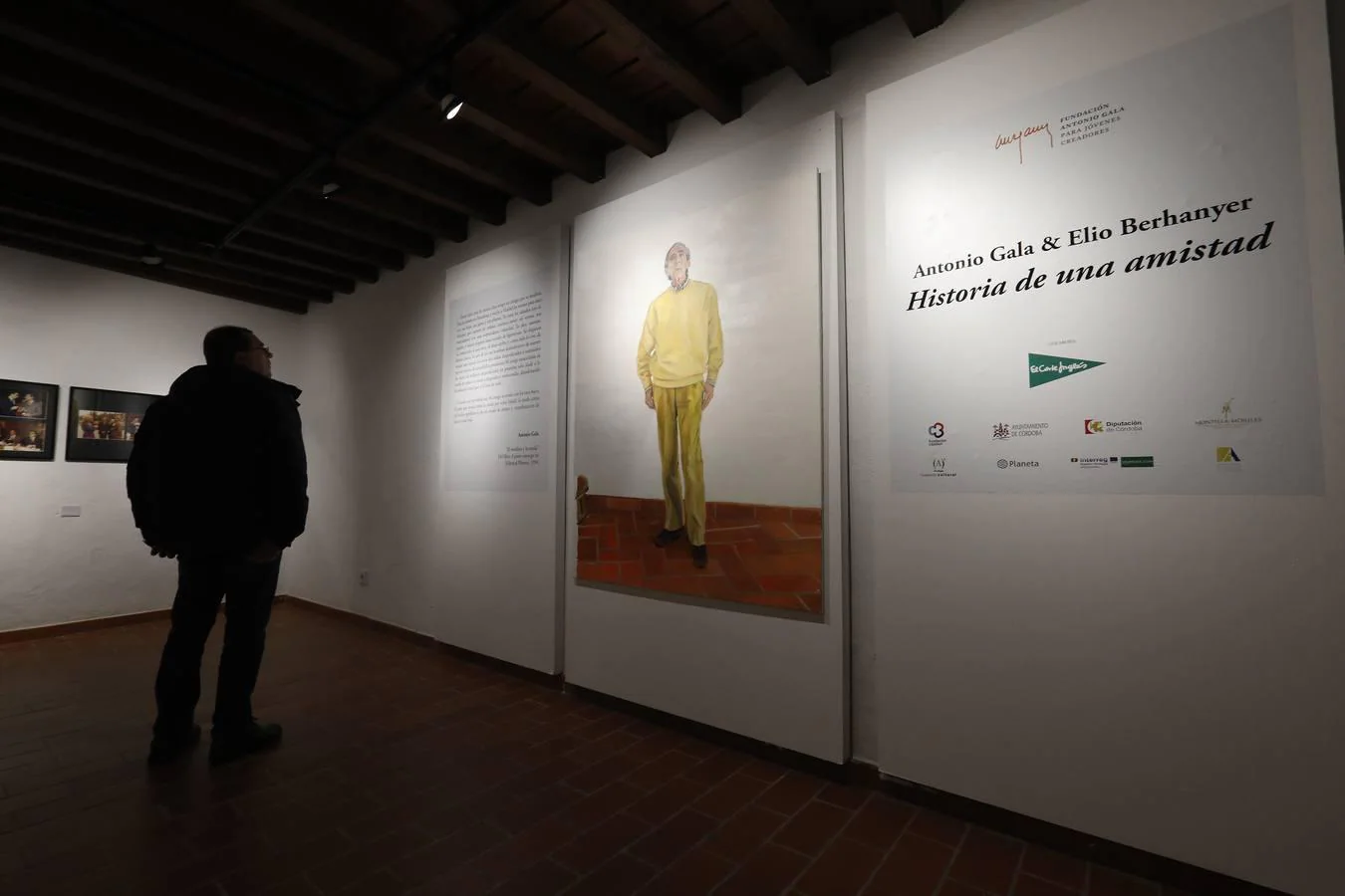 La exposición sobre Antonio Gala y Elio Berhanyer en Córdoba, en imágenes