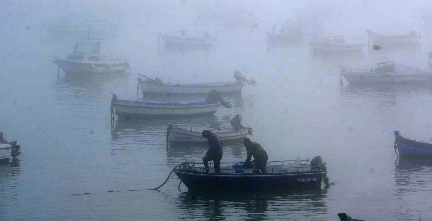 La magia de Cádiz, envuelta en la niebla