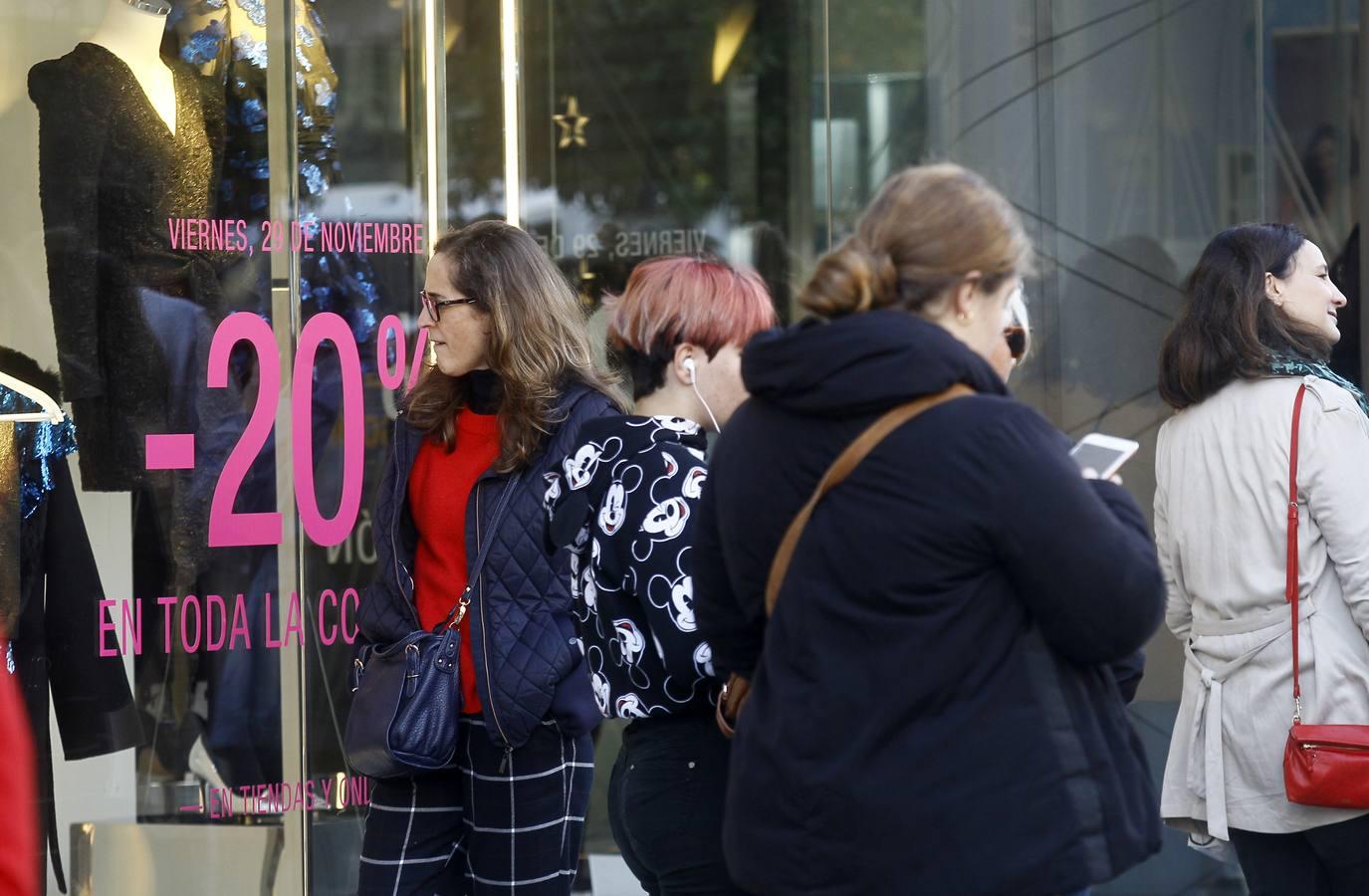 El Black Friday en el centro comercial Nervión Plaza