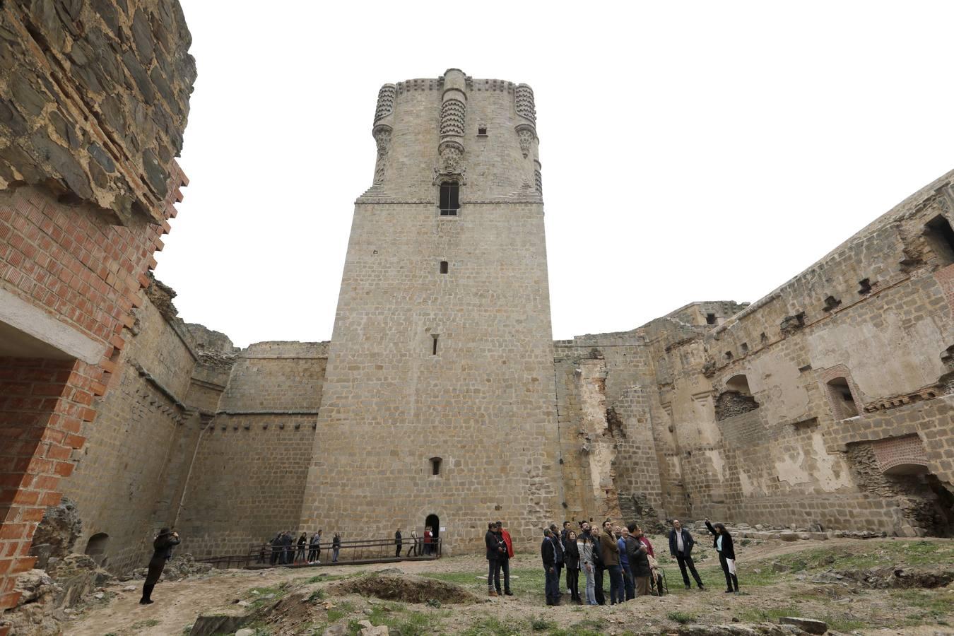 El castillo de Belalcázar, en imágenes