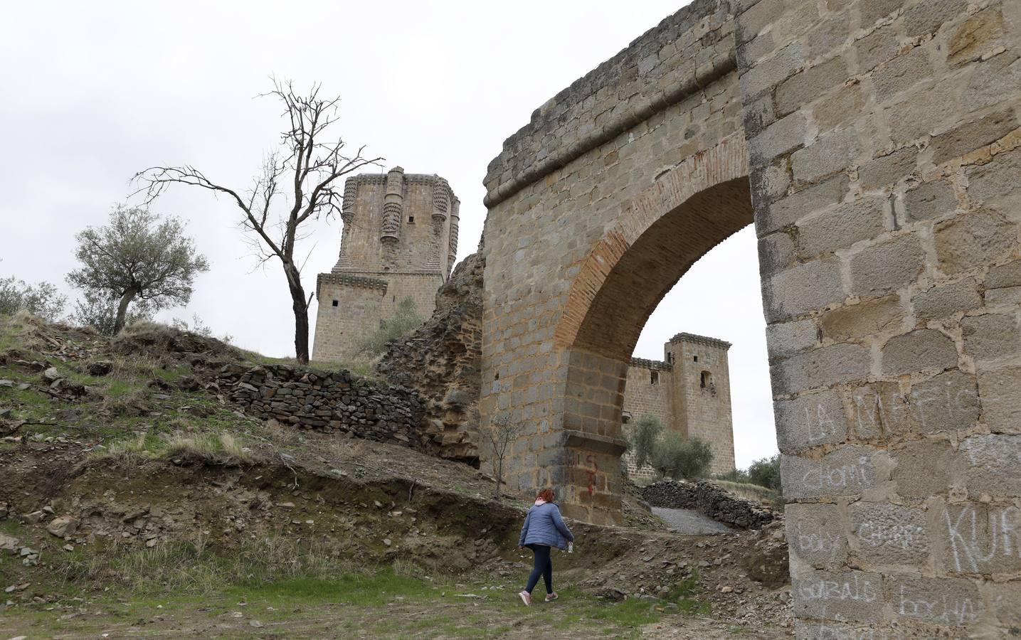 El castillo de Belalcázar, en imágenes