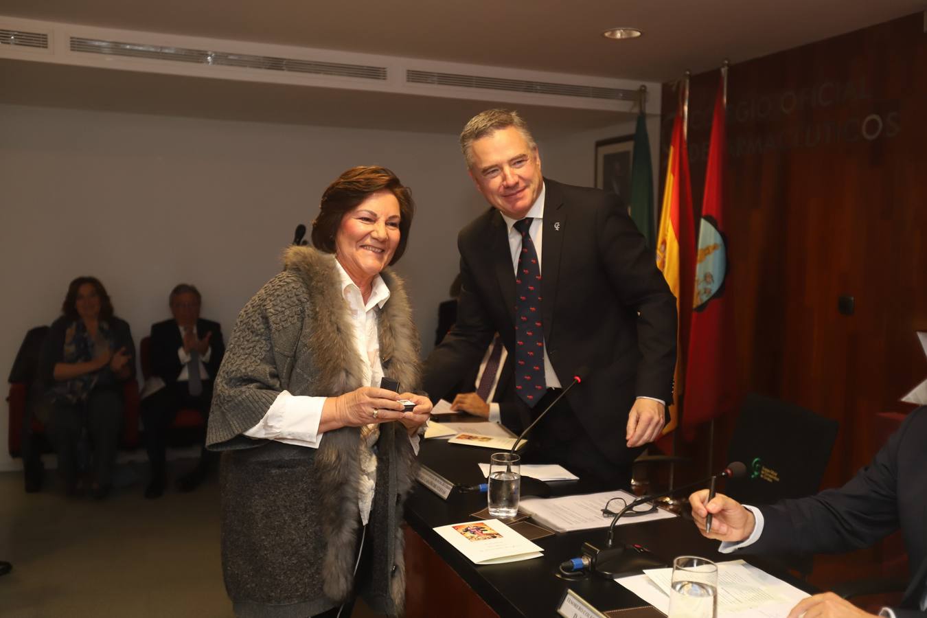 En imágenes, la celebración de la Inmaculada en el Colegio de Farmacéuticos de Córdoba