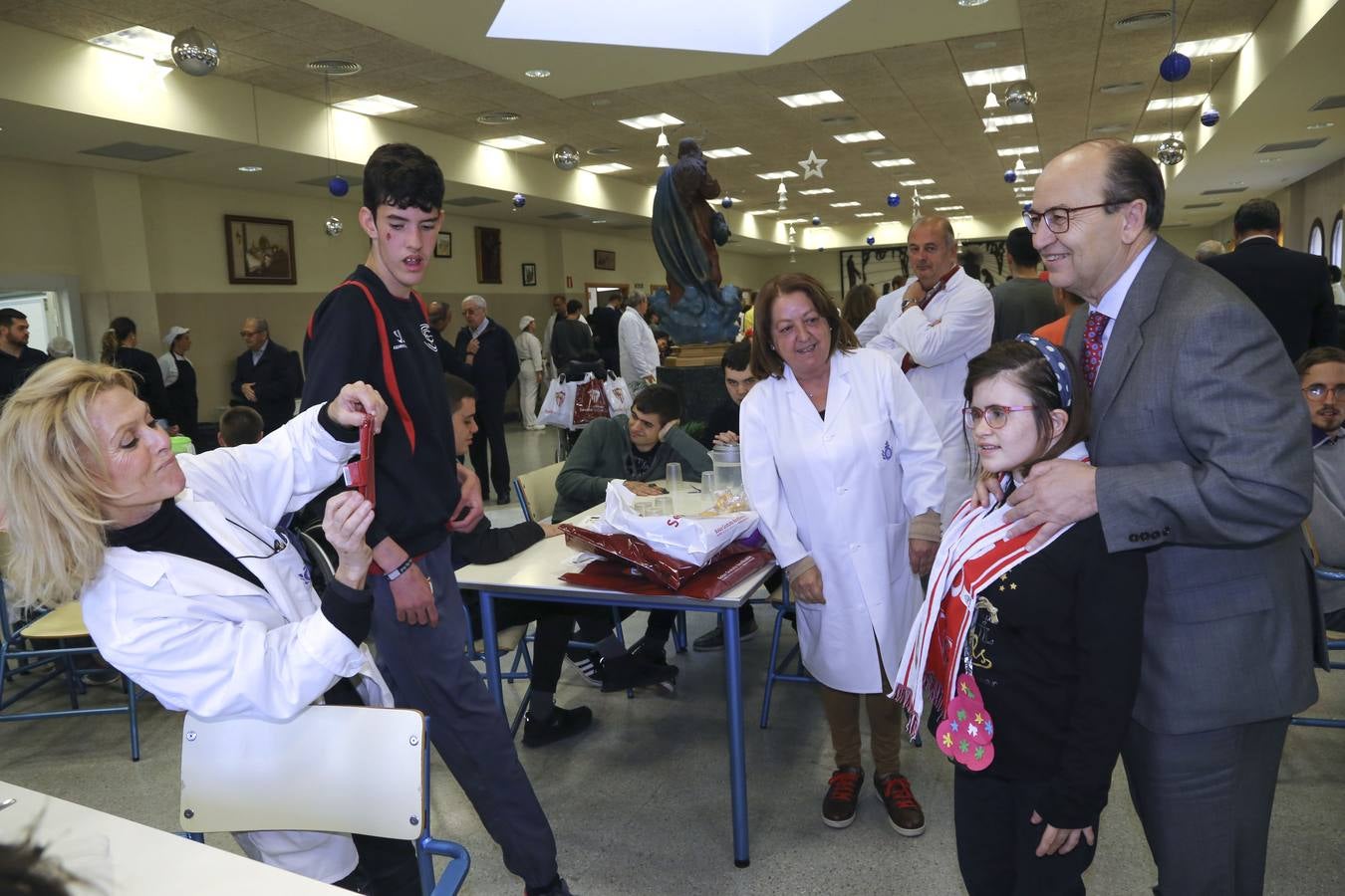 Visita del Sevilla FC al hospital de San Juan de Dios