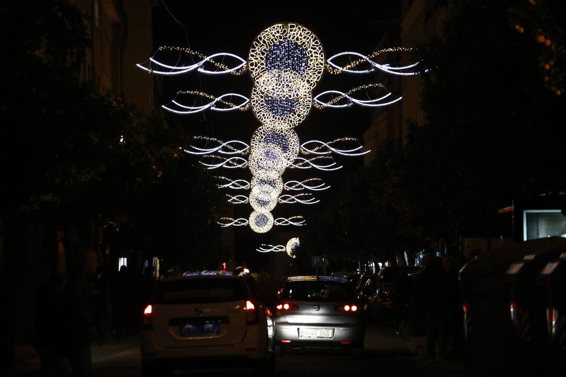 El alumbrado y el ambiente en las calles del Centro de Córdoba, en imágenes
