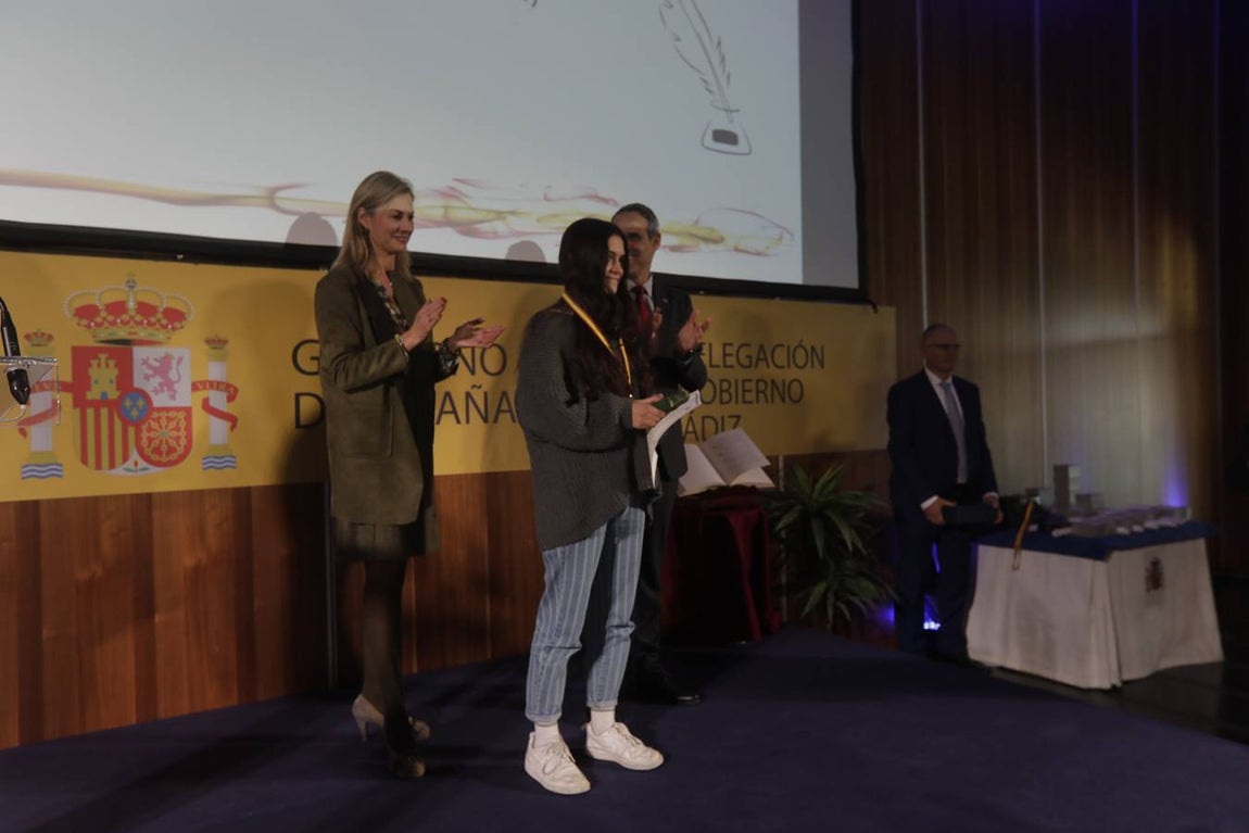 Entrega de distinciones de la Subdelegación por la conmemoración de la Constitución