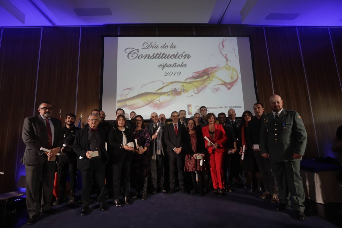 Entrega de distinciones de la Subdelegación por la conmemoración de la Constitución