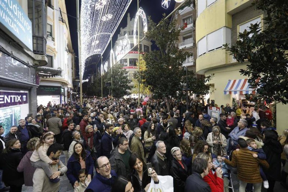 El tercer día del espectáculo de Cruz Conde y el ambiente navideño, en imágenes
