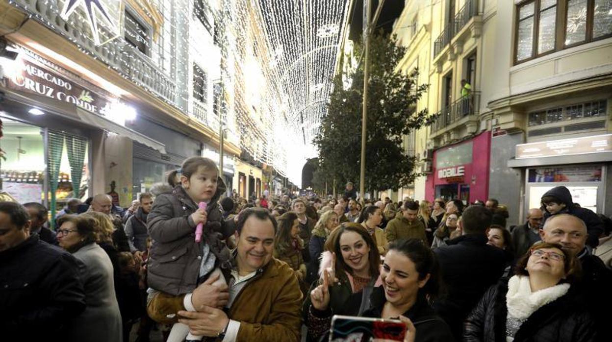 El cuarto día del espectáculo de Cruz Conde y el ambiente navideño, en imágenes