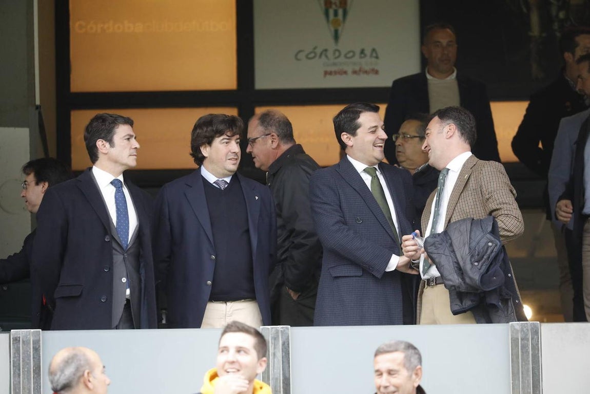 El ambiente en las gradas del Córdoba-Atlético Sanluqueño, en imágenes