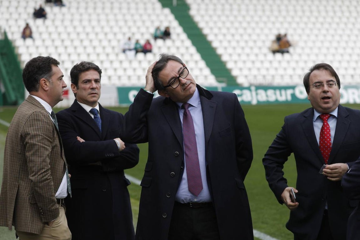 El ambiente en las gradas del Córdoba-Atlético Sanluqueño, en imágenes