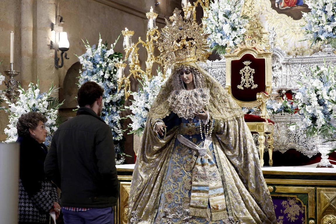 Los besamanos en Córdoba con motivo de la Inmaculada, en imágenes