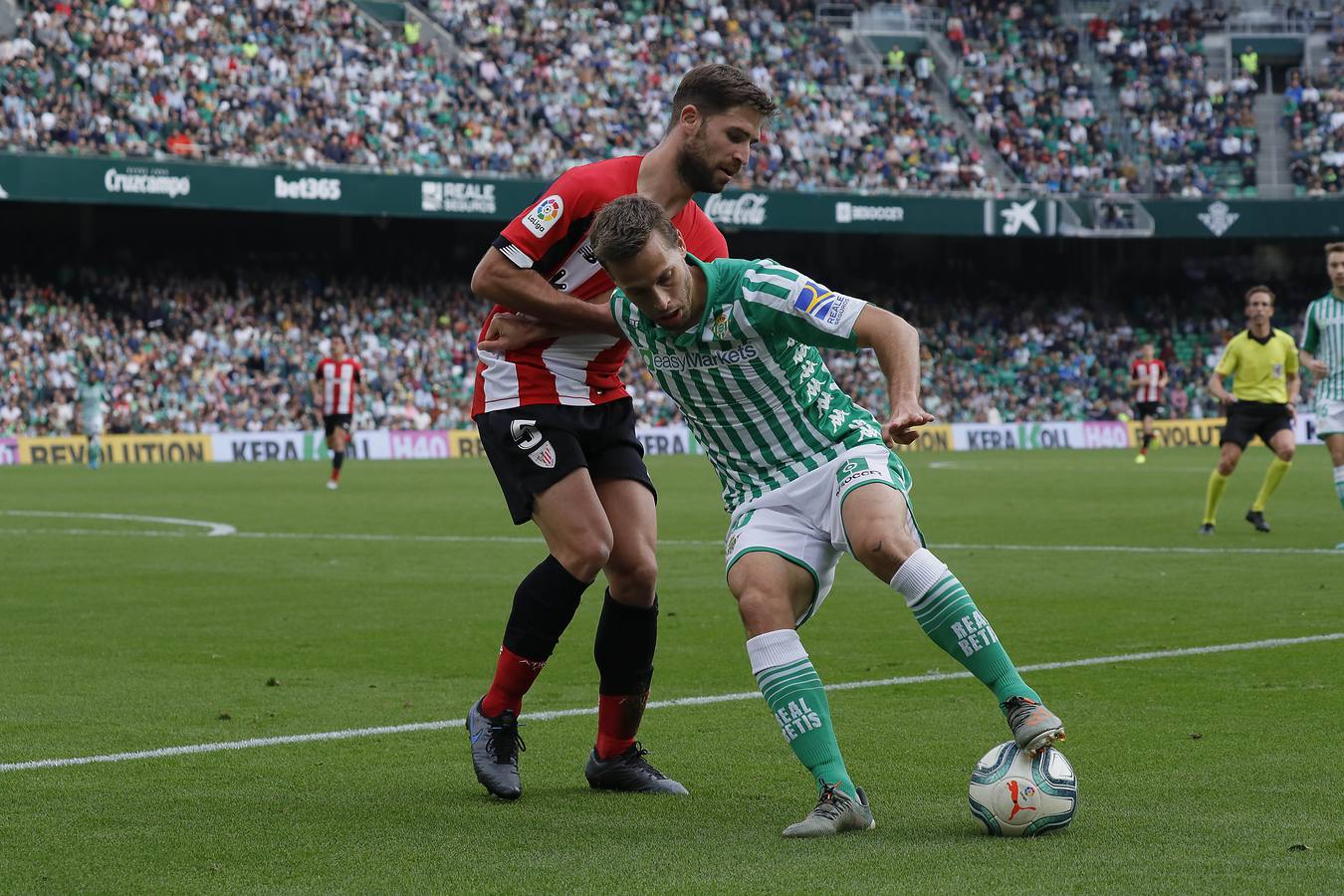 En imágenes, la victoria del Betis frente al Athletic en el Villamarín