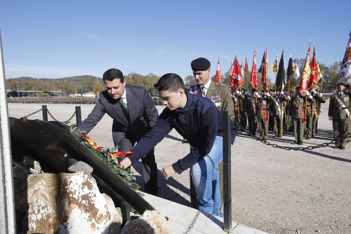 El desfile militar de la Brigada Guzmán El Bueno en Córdoba, en imágenes
