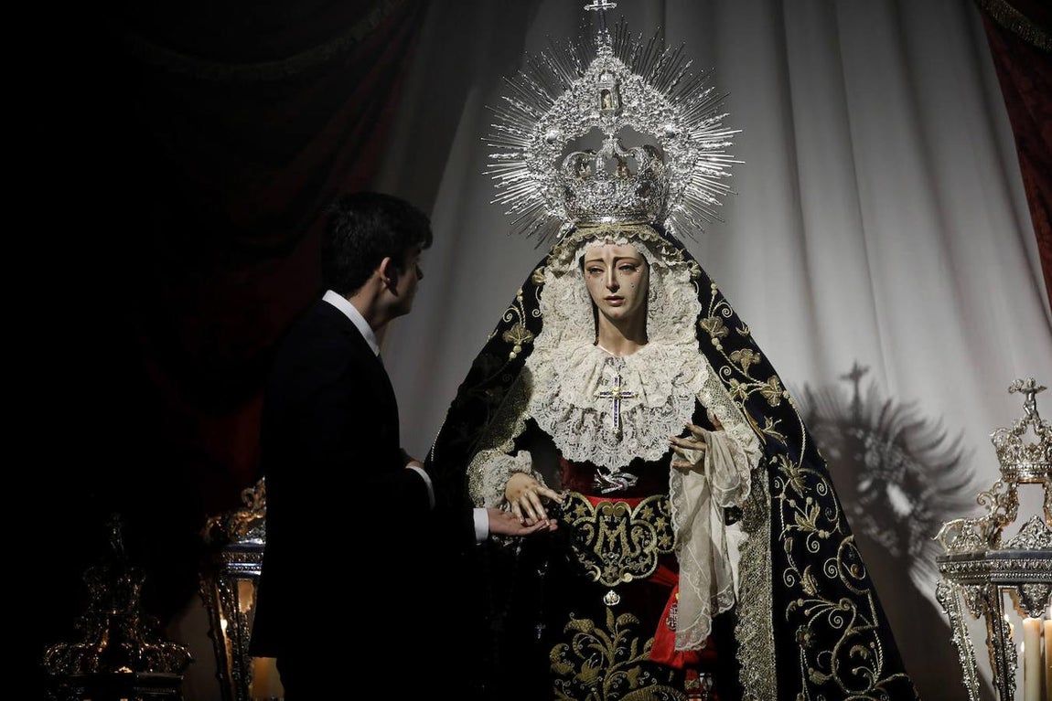 Los besamanos en Córdoba con motivo de la Inmaculada, en imágenes