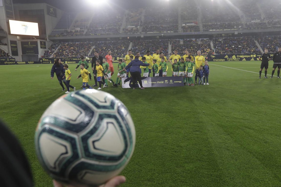 Las imágenes del partido Cádiz C.F. - Elche