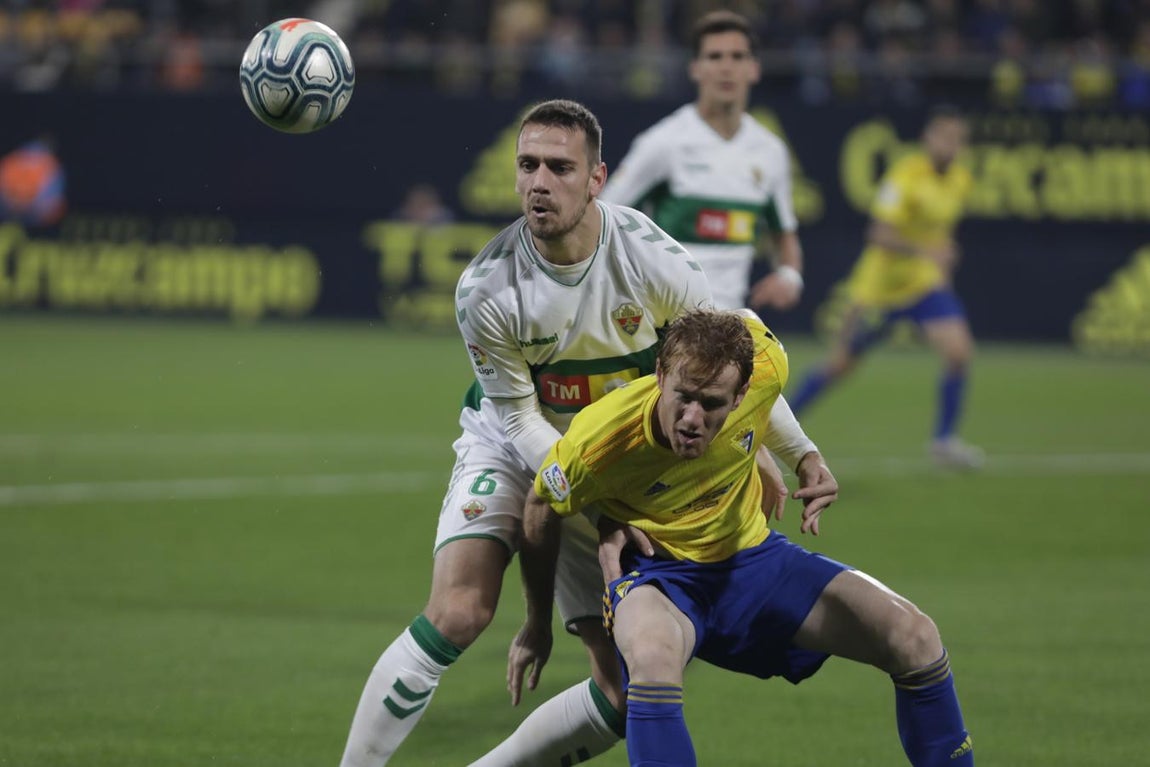 Las imágenes del partido Cádiz C.F. - Elche