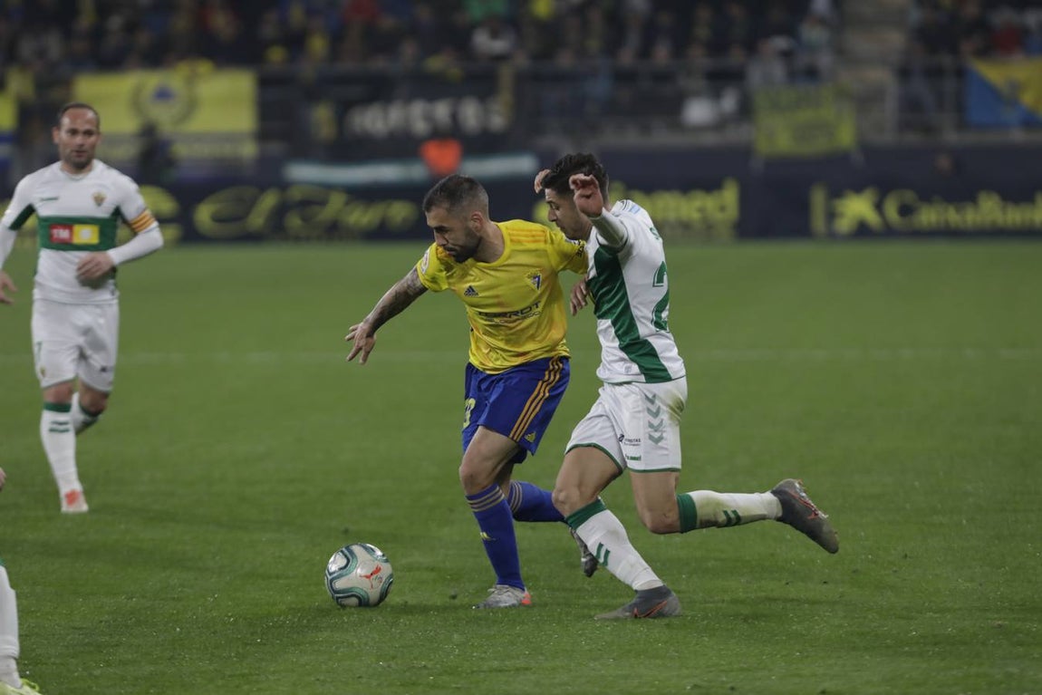 Las imágenes del partido Cádiz C.F. - Elche