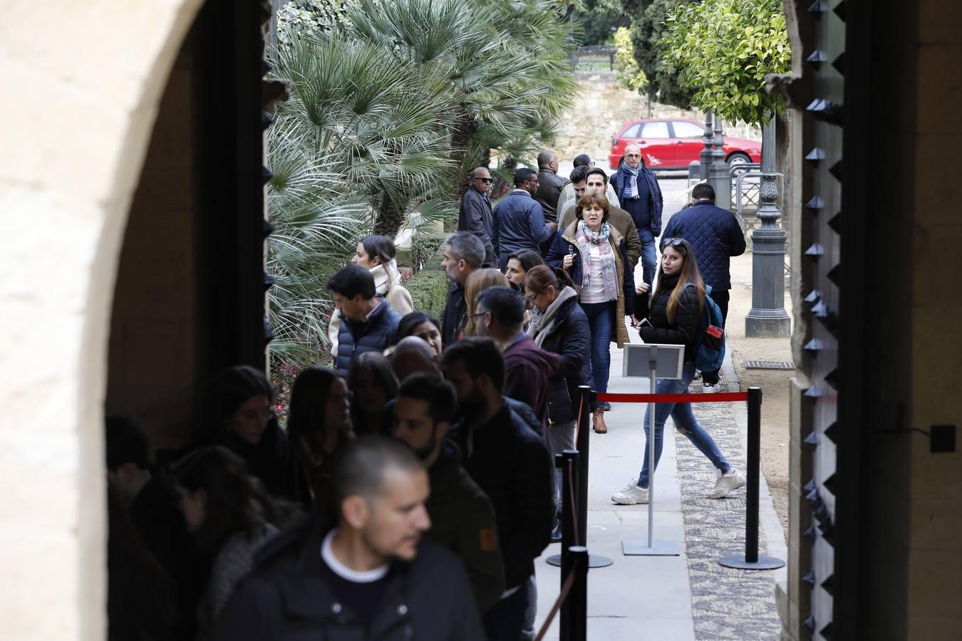 En imágenes, un lunes turístico para despedir el Puente de la Inmaculada en Córdoba