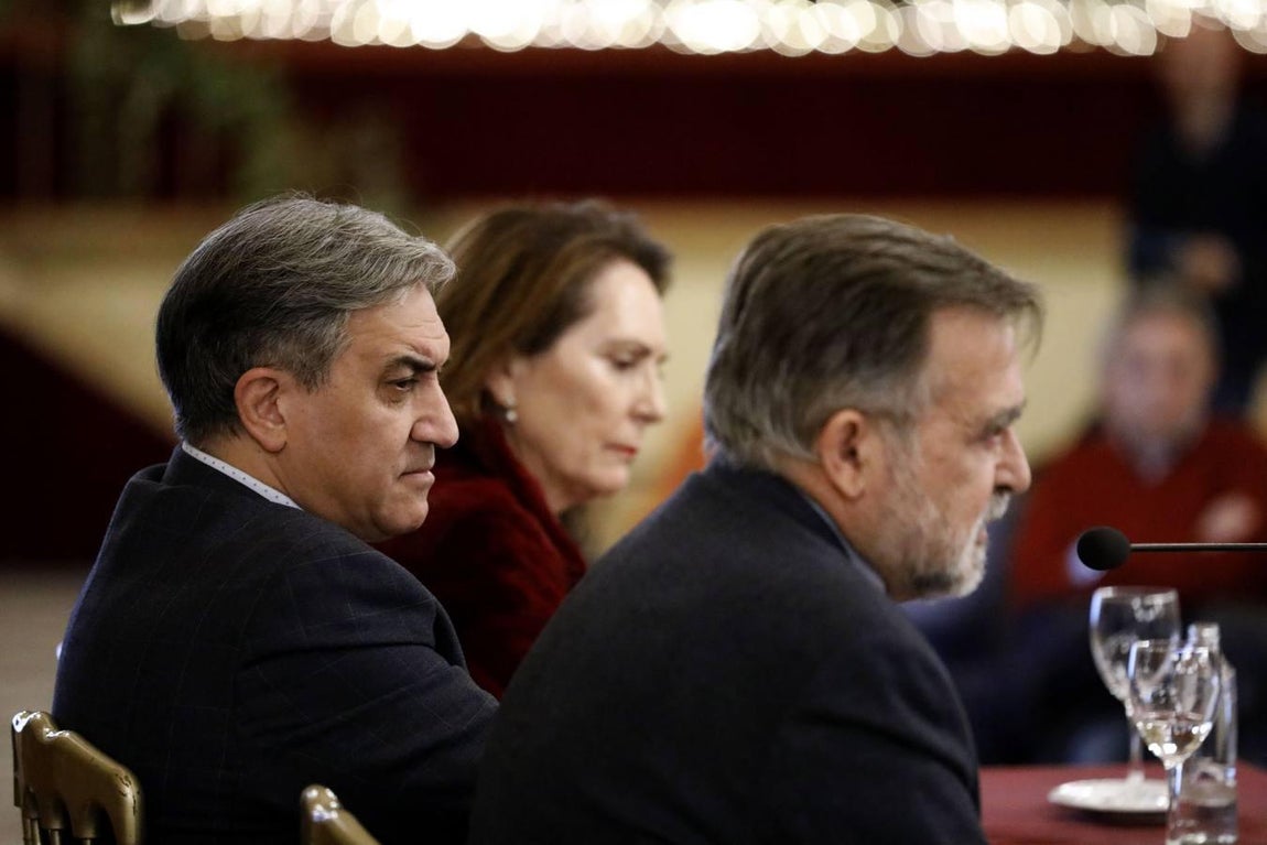 La conferencia de José Luis Corral en el Templo de Córdoba, en imágenes