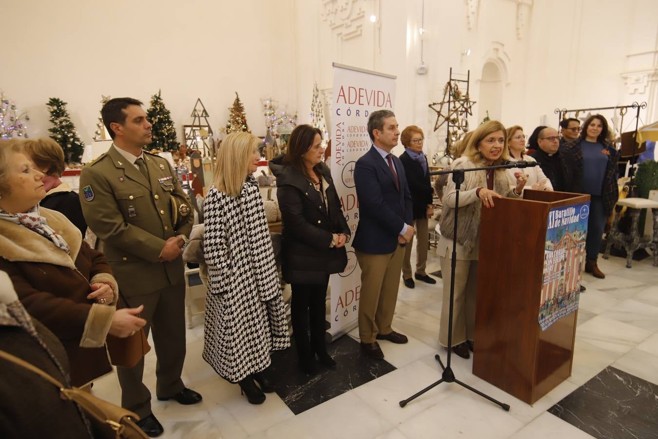 En imágenes, el Baratillo de Adevida de Navidad