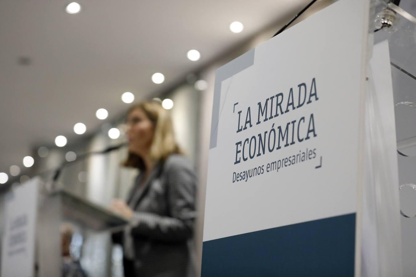 La conferencia de la consejera de Empleo en Córdoba, en imágenes