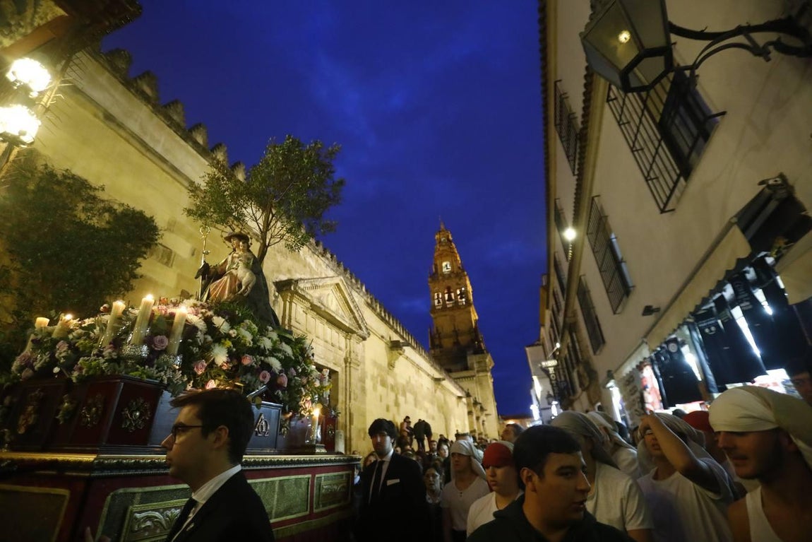 La procesión de la Divina Pastora de Córdoba, en imágenes