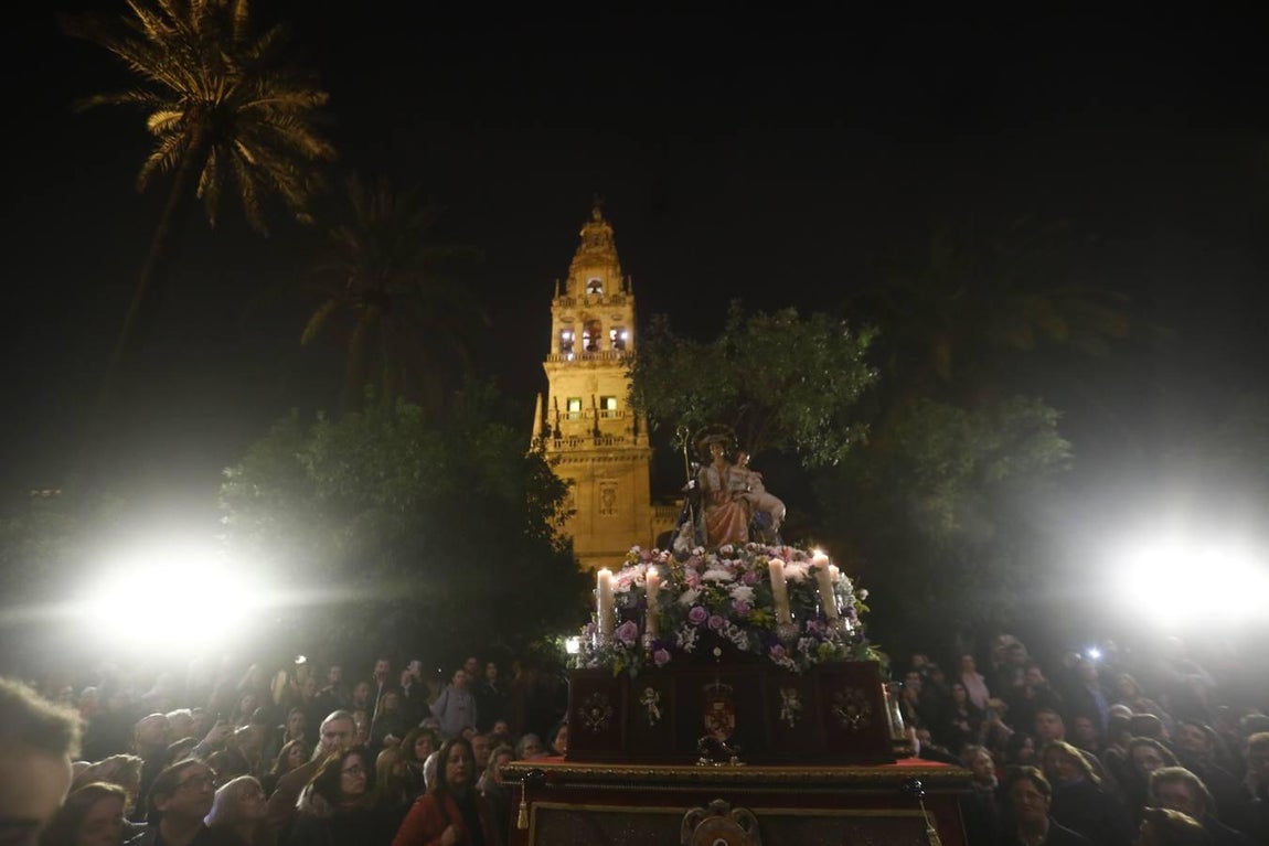 La procesión de la Divina Pastora de Córdoba, en imágenes