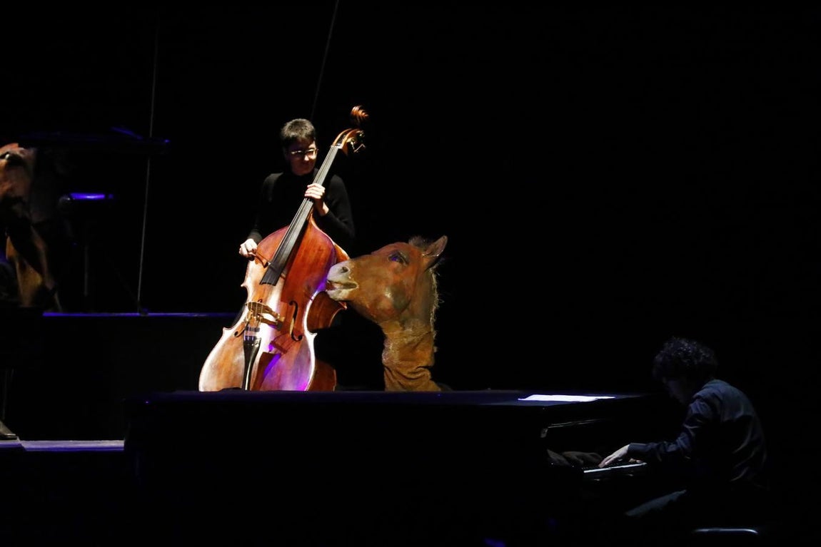 Espectáculo de títeres en el Gran Teatro de Córdoba, en imágenes