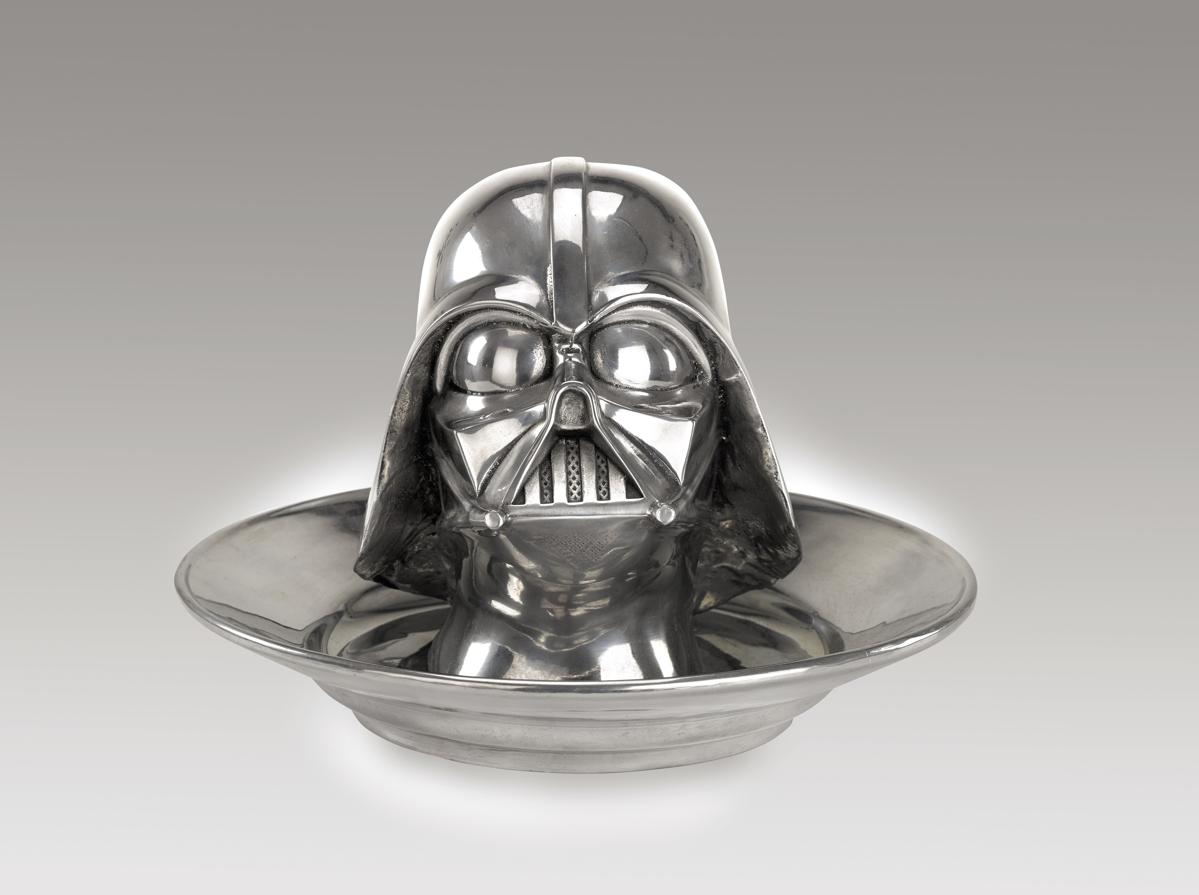 El casco de soldado imperial de 180.000 euros y otras reliquias de Star Wars a la venta