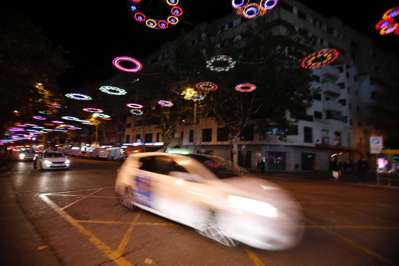 El paseo de la ilusión del taxi en Córdoba, en imágenes