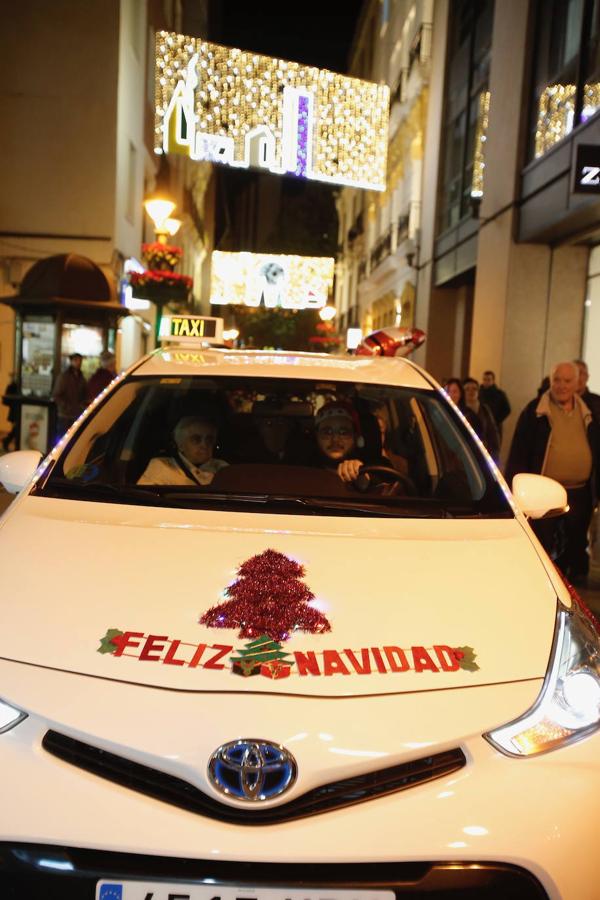 El paseo de la ilusión del taxi en Córdoba, en imágenes