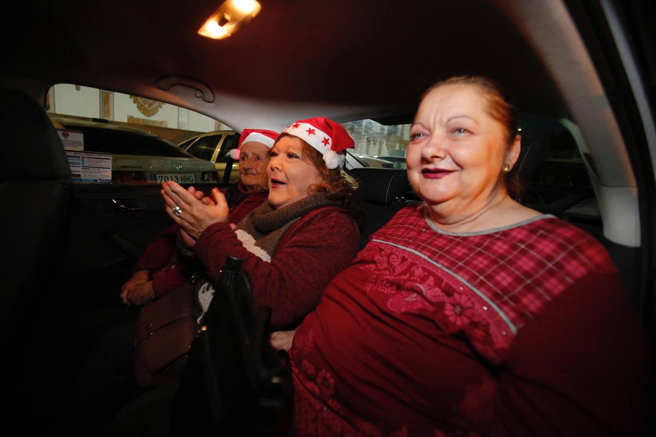 El paseo de la ilusión del taxi en Córdoba, en imágenes