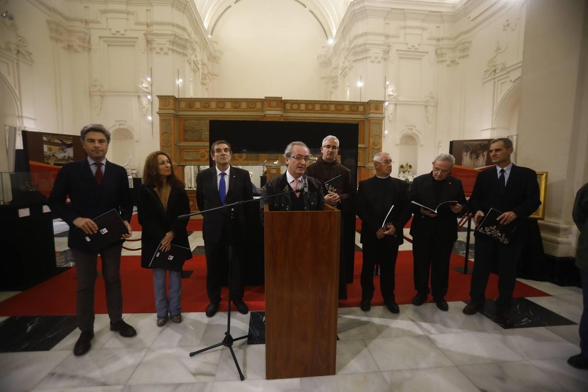 La exposición del ajuar de las Vírgenes de gloria de Córdoba, en imágenes