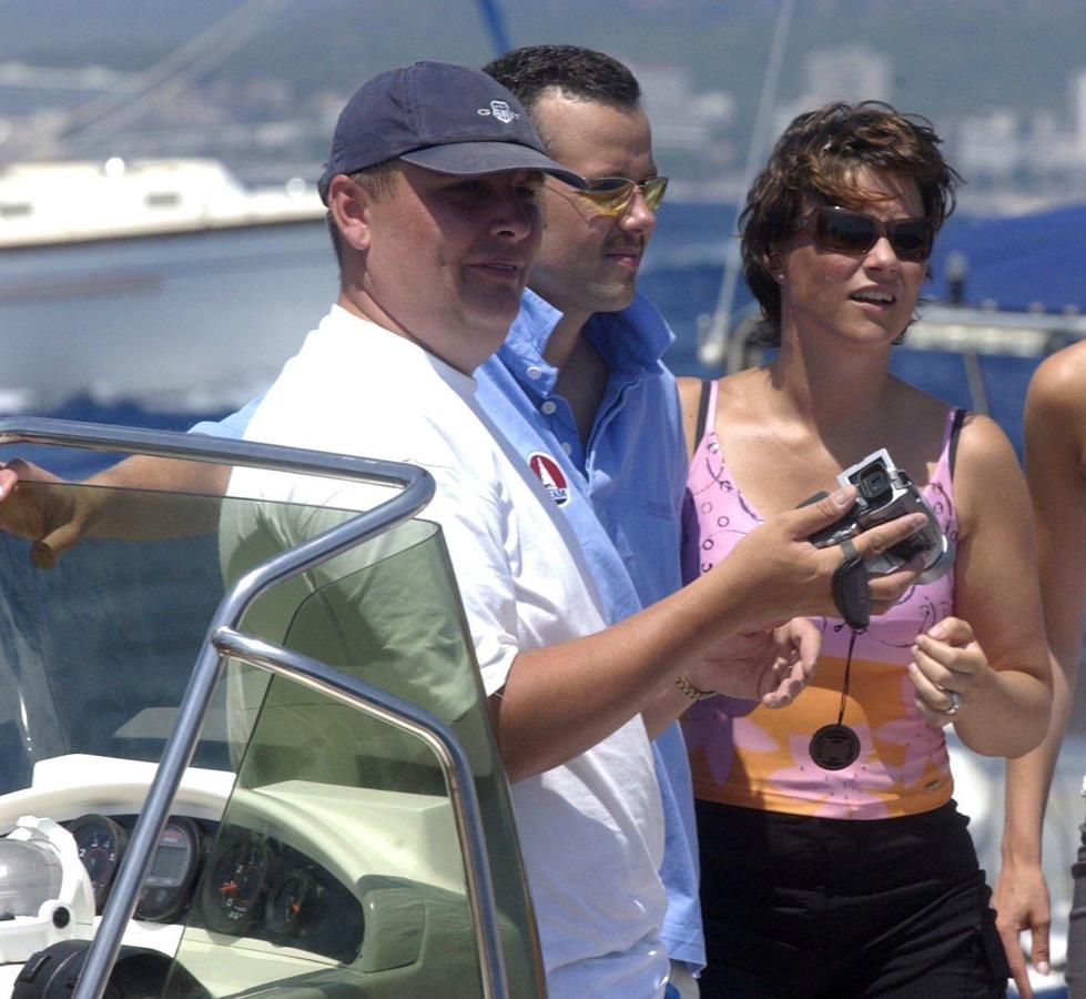 El matrimonio a bordo del yate Fram XV durante unas vacaciones en Palma de Mallorca, en julio de 2002. 