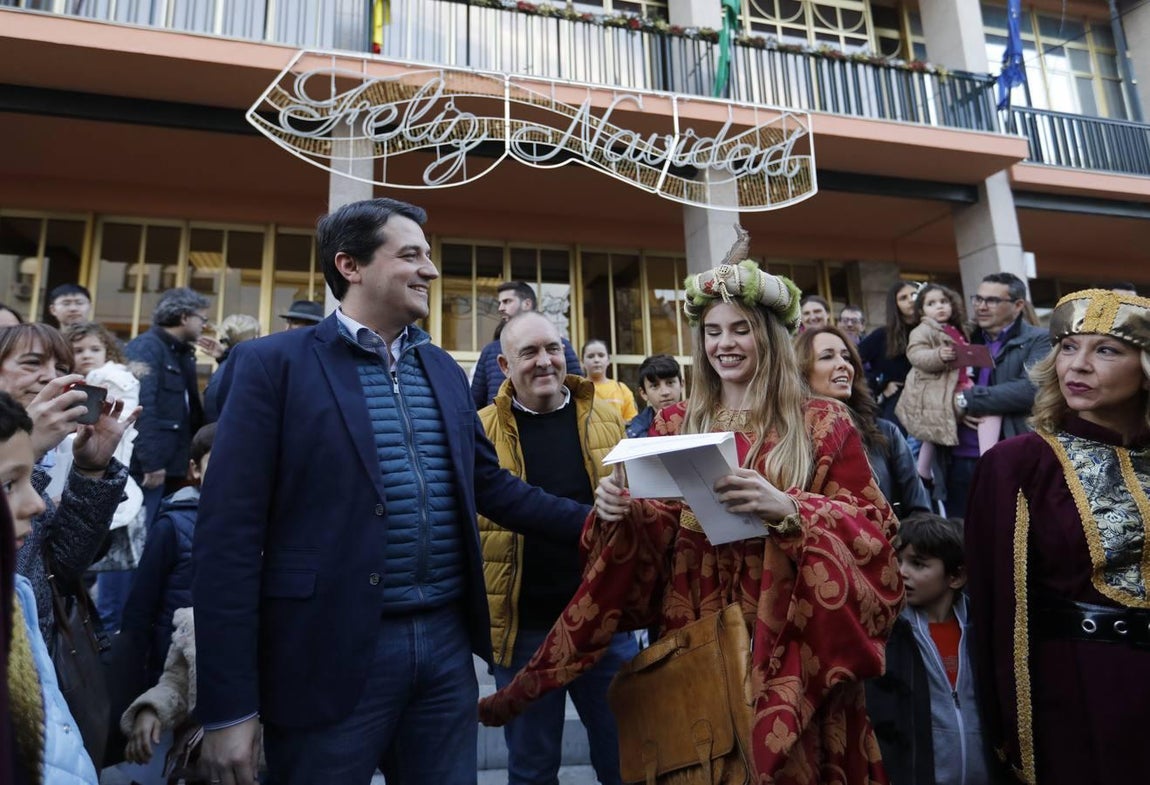 El desfile de la Cartera Real por la calles de Córdoba, en imágenes