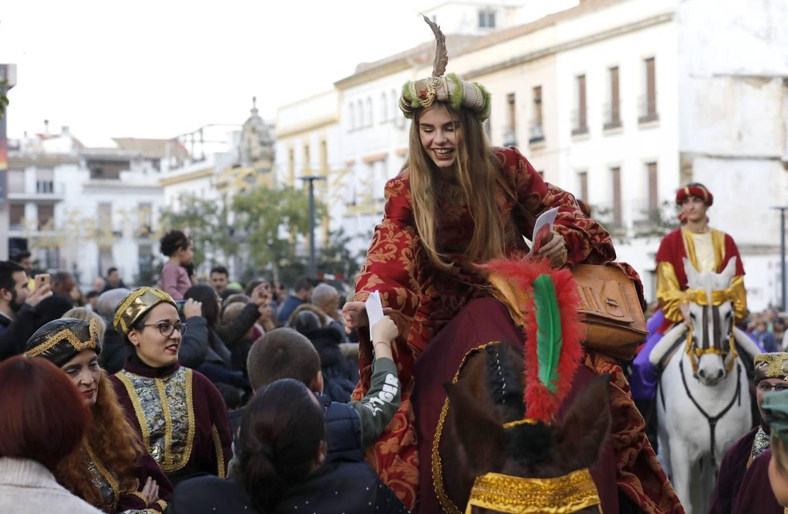 El desfile de la Cartera Real por la calles de Córdoba, en imágenes