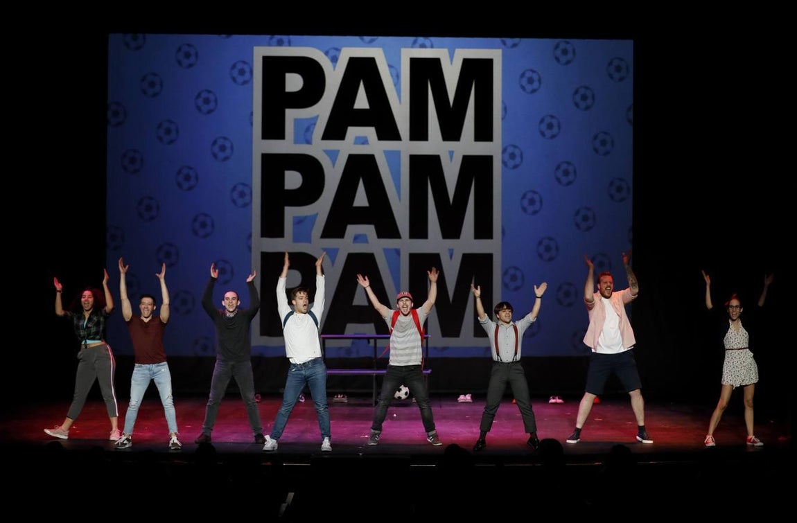 El paso de «Los Futbolísimos» por el Gran Teatro de Córdoba, en imágenes