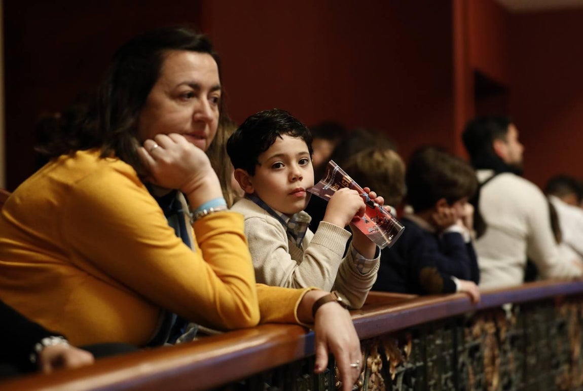 El paso de «Los Futbolísimos» por el Gran Teatro de Córdoba, en imágenes