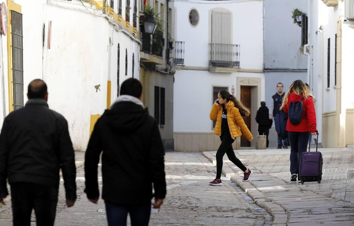 La calle Muñices de Córdoba, en imágenes