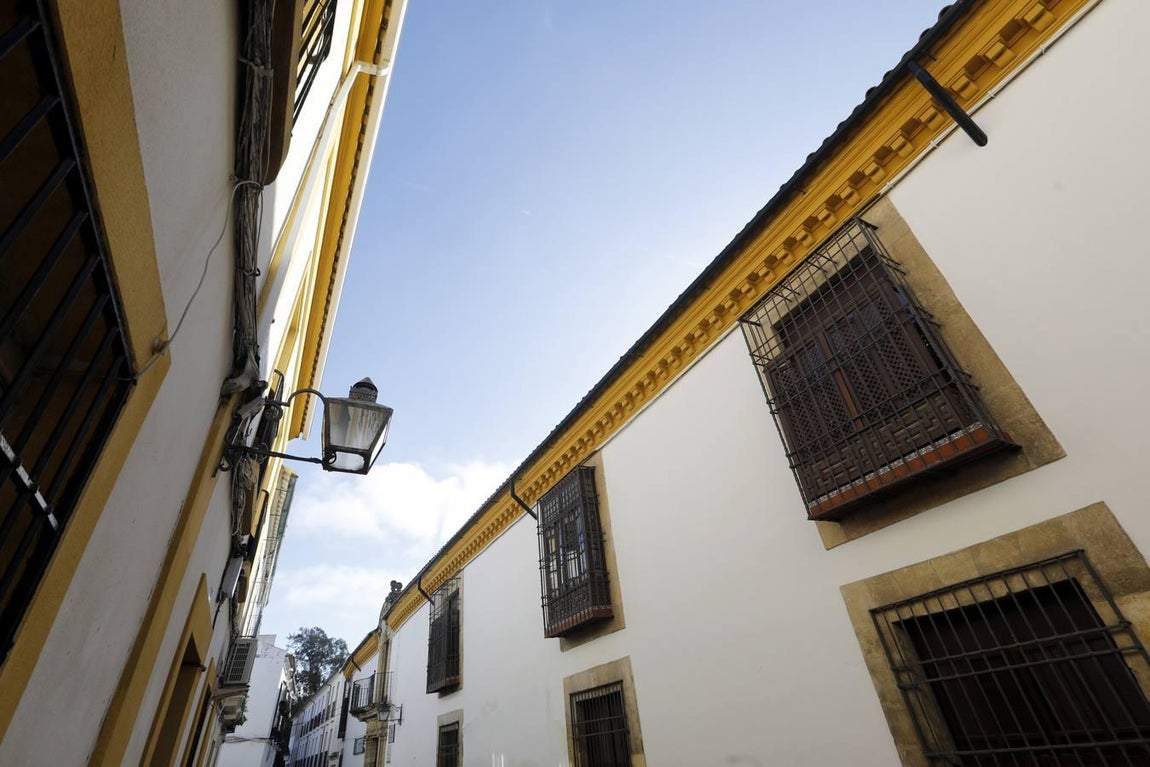 La calle Muñices de Córdoba, en imágenes