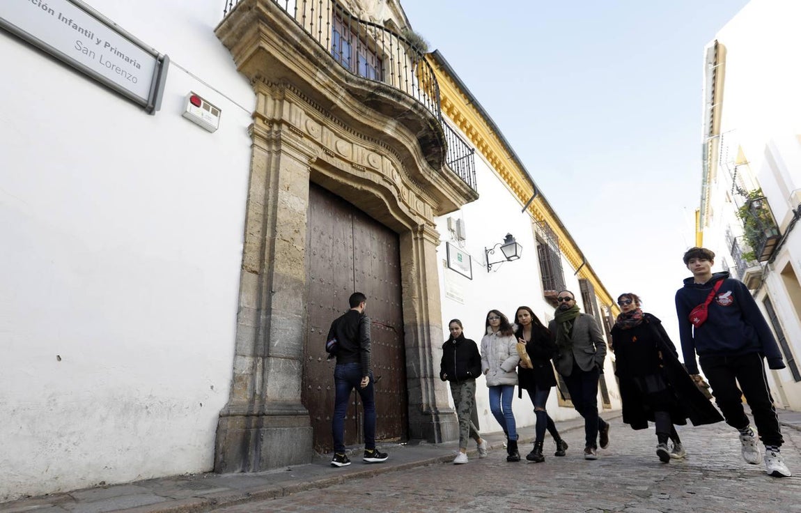 La calle Muñices de Córdoba, en imágenes