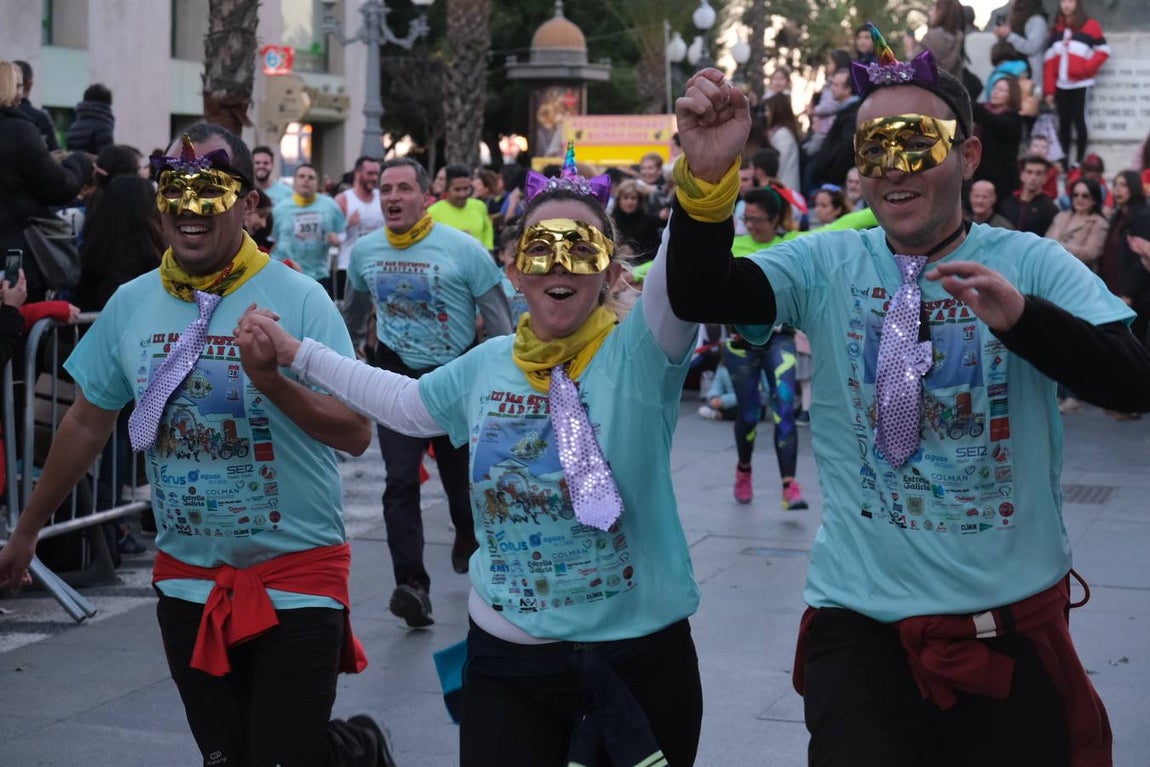 FOTOS: Búscate en la III San Silvestre de Cádiz 2019
