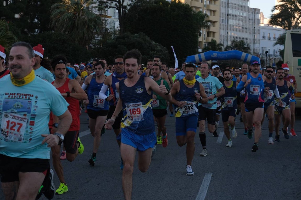 FOTOS: Búscate en la III San Silvestre de Cádiz 2019