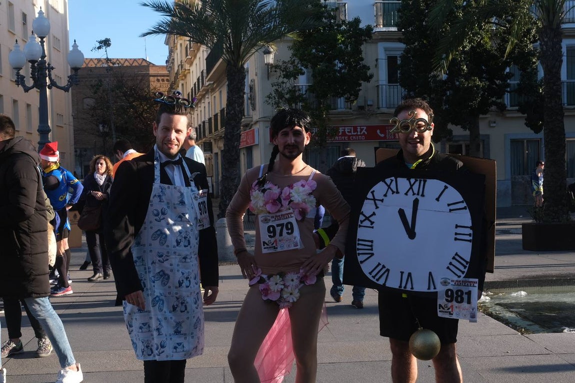 FOTOS: Búscate en la III San Silvestre de Cádiz 2019