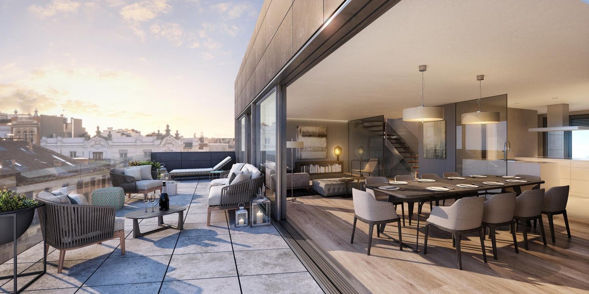 Jorge Juan, 53. La sinergia entre arquitectura y naturaleza es el rasgo más distintivo de este proyectocompuesto por seis viviendas diseñadas pensando en la interacción de sus habitantes con losespacios, obra del prestigioso estudio de arquitectura Ortiz León. Con interiores recubiertospor una tarima natural de roble europeo, cada vivienda incorpora los últimos avances endomótica, está equipada con una cocina de la firma alemana Bulthaup y cumple con los másaltos estándares de calidad, innovación, perdurabilidad y bienestar, como el sello BREEAMotorgado por su excelencia arquitectónica en materia de sostenibilidad