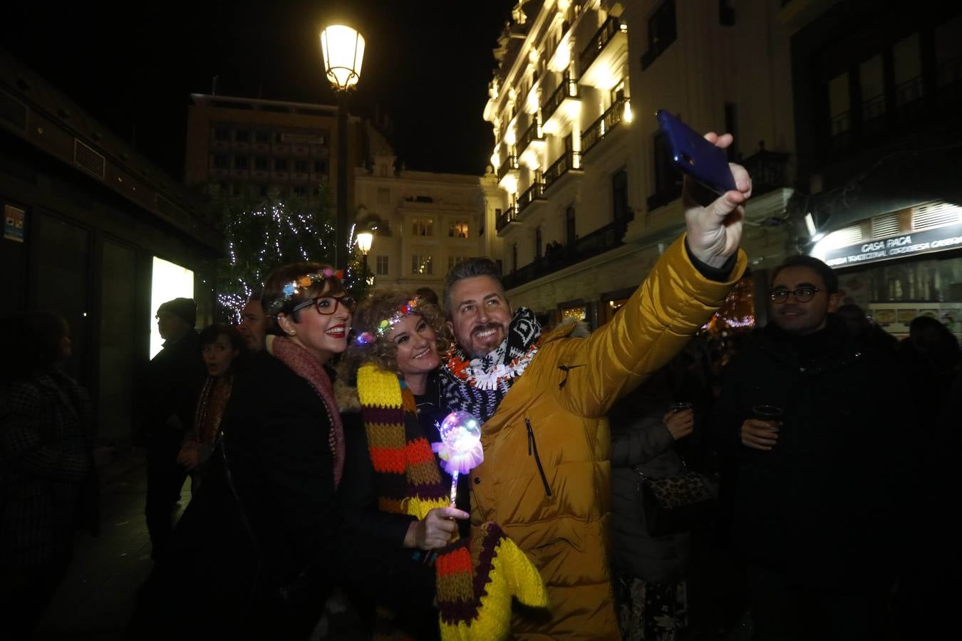 La fiesta de Nochevieja en las Tendillas, en imágenes