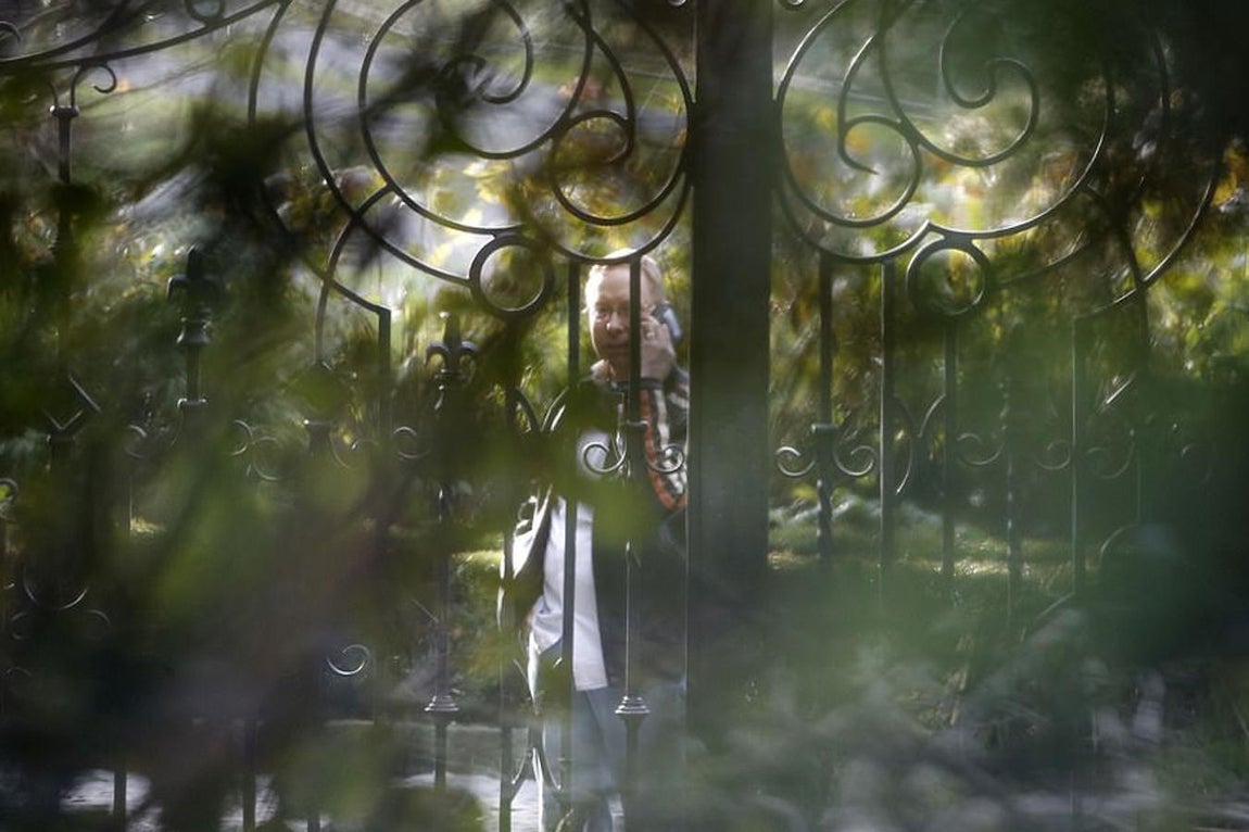 Navidad de lujo en Canadá. “El duque de Sussex ha sido un visitante frecuente de Canadá durante muchos años, y también fue el hogar de la duquesa durante siete años antes de convertirse en miembro de la familia real. Disfrutan compartiendo la calidez del pueblo canadiense y la belleza del paisaje con su hijo pequeño".