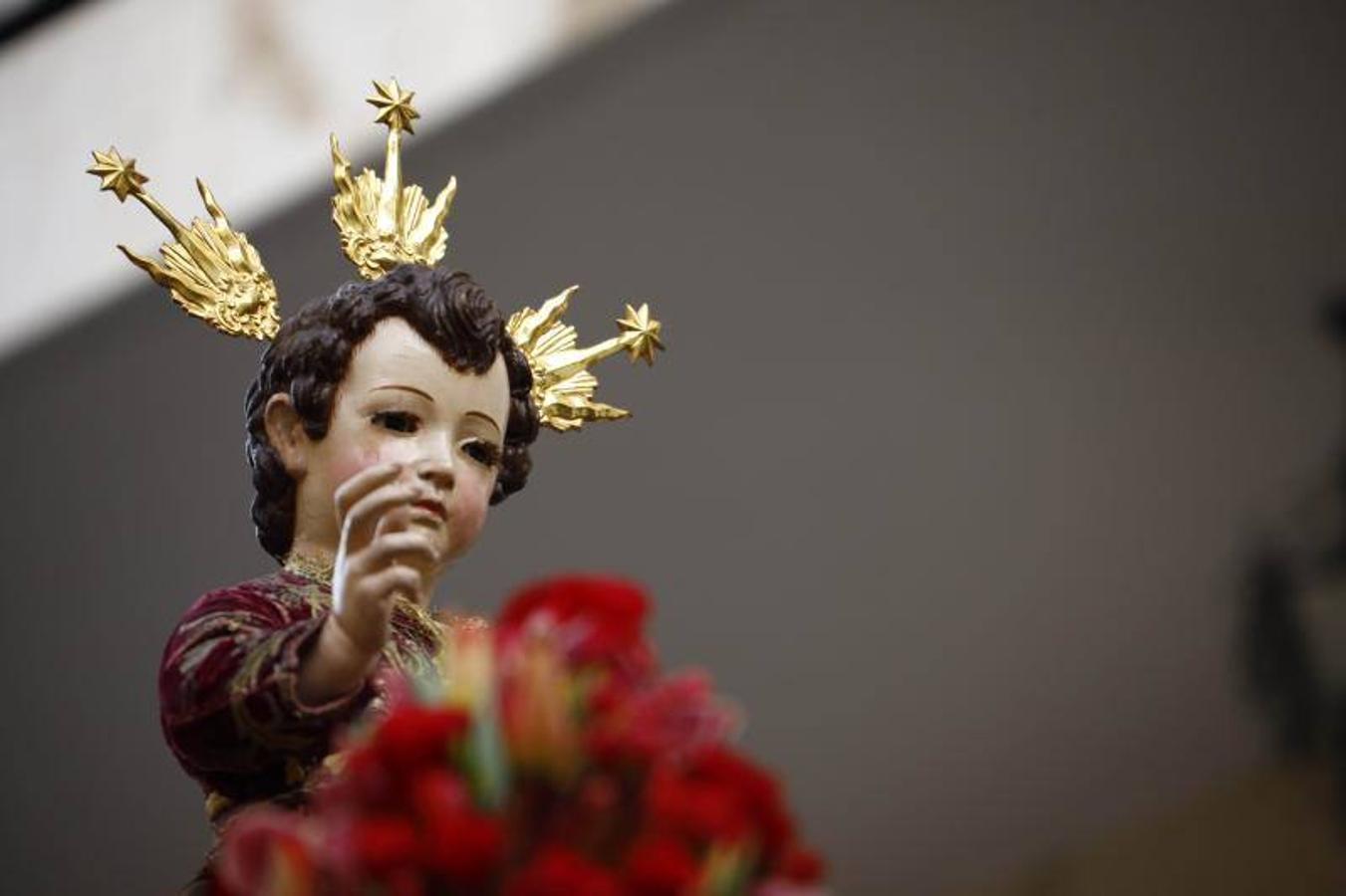 La procesión del Niño Jesús del Sepulcro, en imágenes